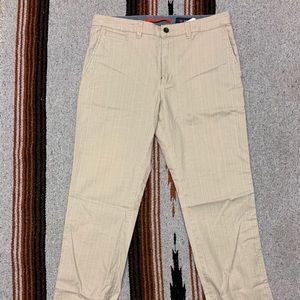 Cova Khaki pants Size 33